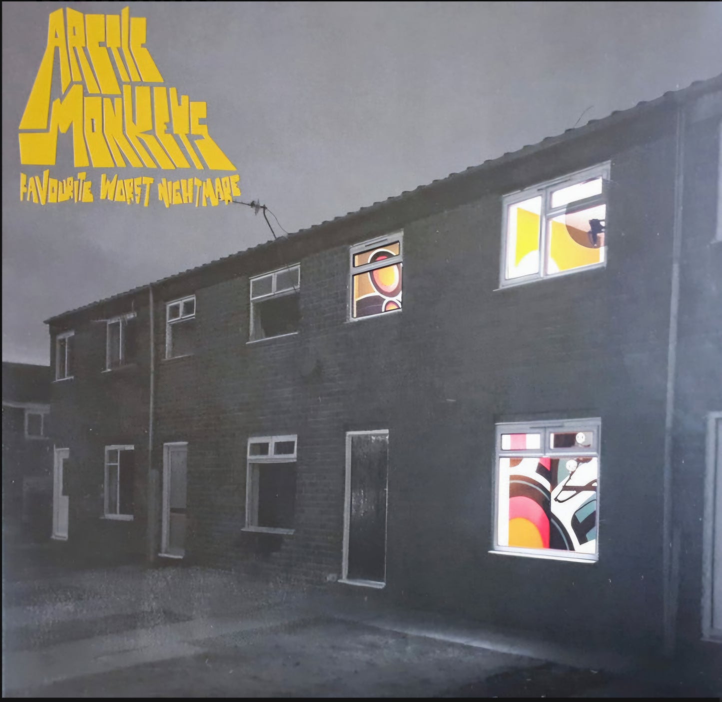 Arctic Monkeys – Favourite Worst Nightmare