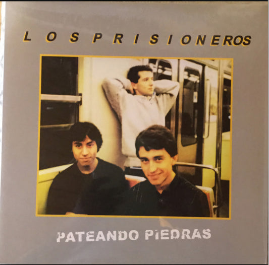 Los Prisioneros – Pateando Piedras